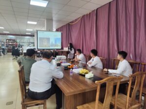 欢迎某集团领导莅临必威必威(中国)考察洽谈